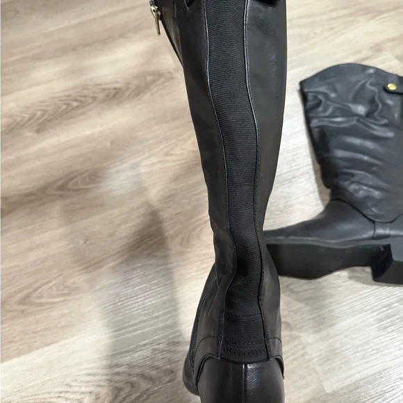 Target women’s Black leather Boots - Picture 3 of 5